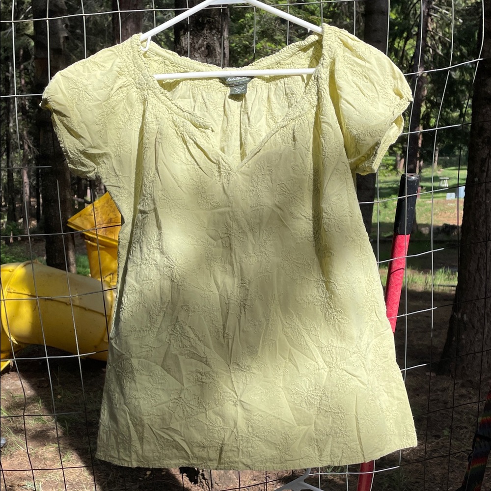 Eddie Bauer Light Yellow Puff-Sleeve Tunic Top
